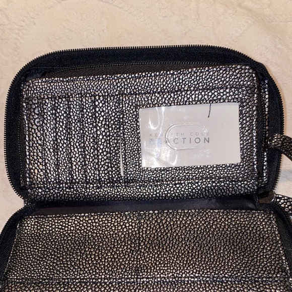 Kenneth Cole Leather Wallet - Picture 3 of 8